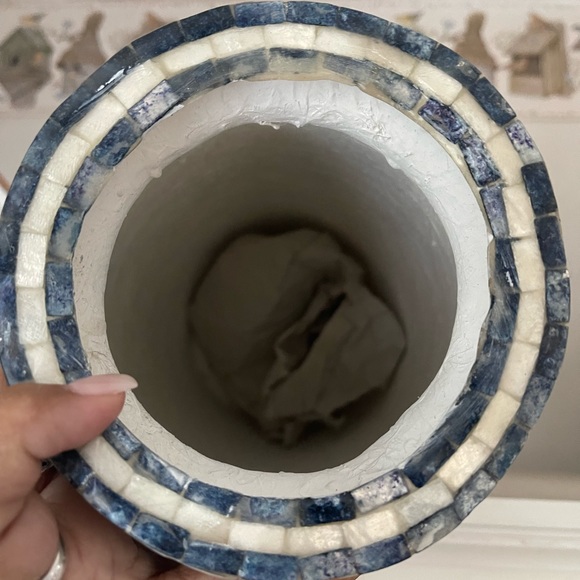 Shell vase - Picture 2 of 3